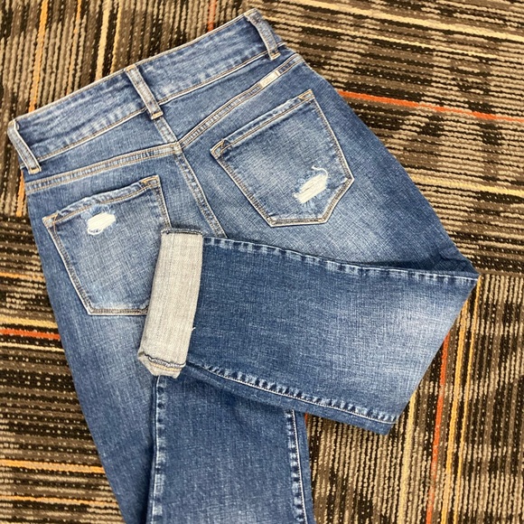 KanCan High-waisted Capri Jeans| Distressed Denim NWOT. Size 1/24. Small. - Picture 6 of 11